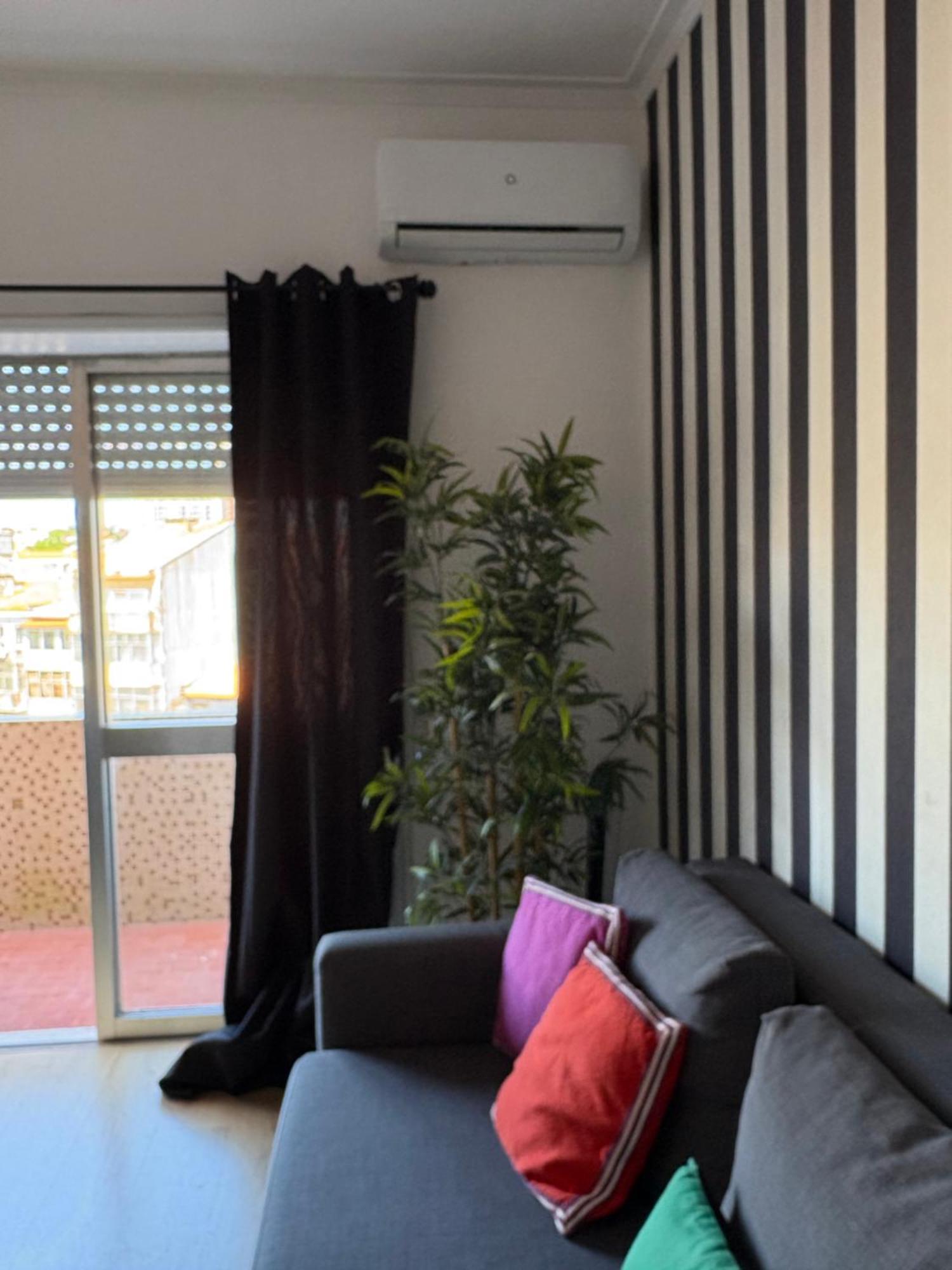 Design Apartment Porto Downtown Exterior photo